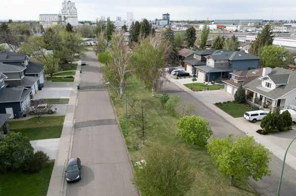 418 Dieppe Boulevard S