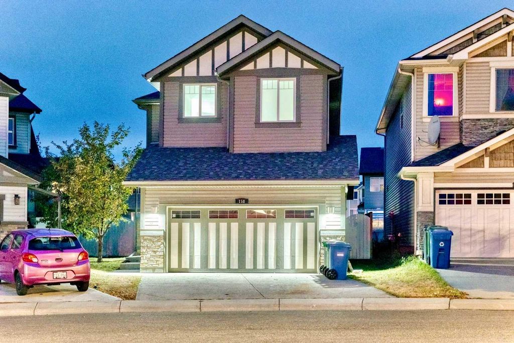 Photo of 158 Valleyview Court SE, Calgary, AB T2B 0K6 (MLS # A2289340)
