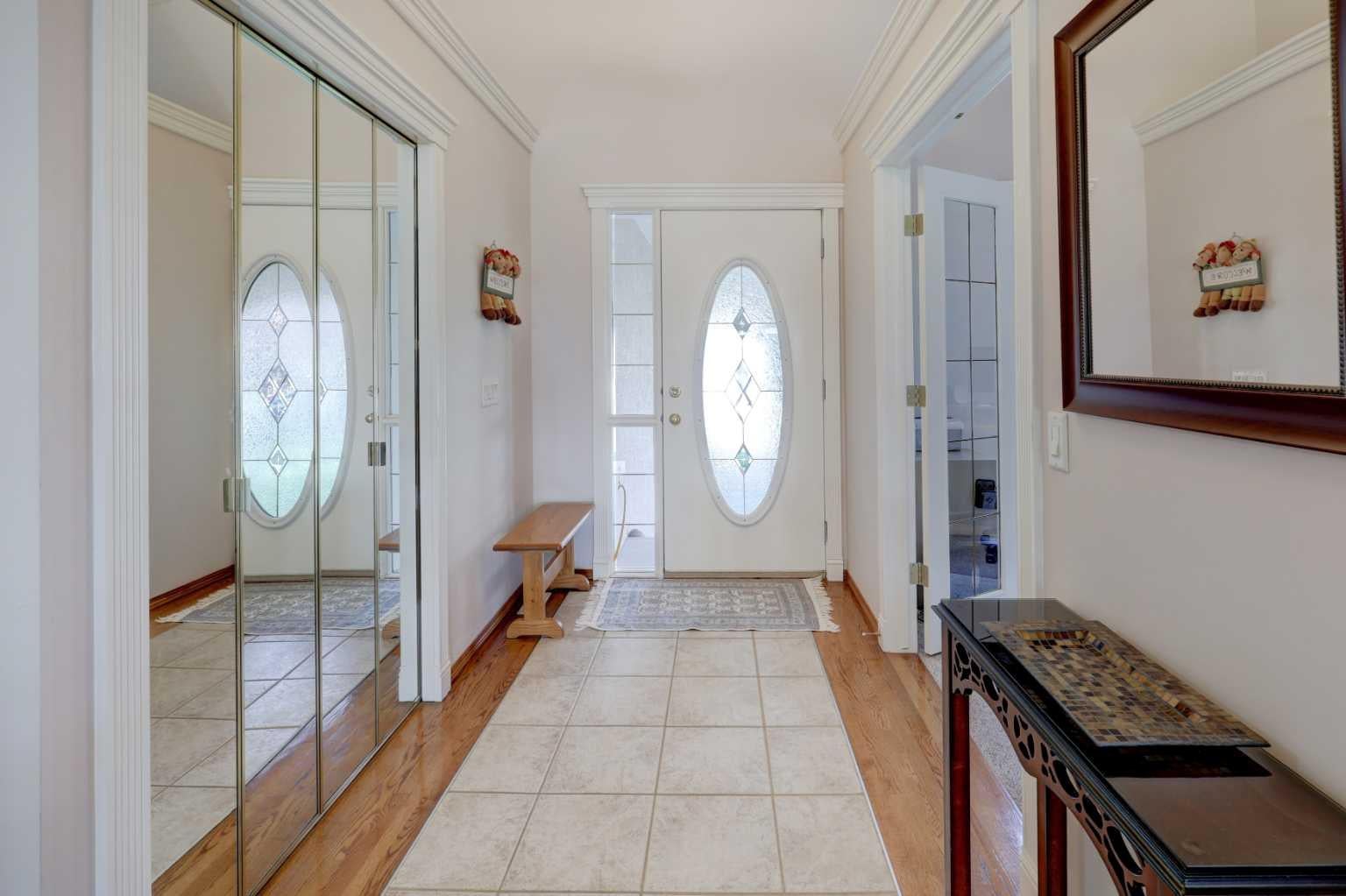 45 Panorama Hills Manor NW