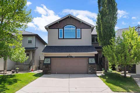 Photo of 60 Chapala Square SE, Calgary, AB T2X 3T7 (MLS # A2318107)