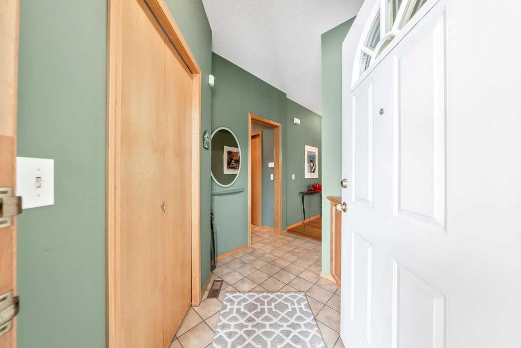 18 Prominence View SW