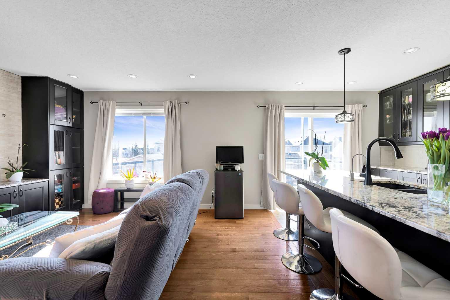 12 Bridleridge Court SW