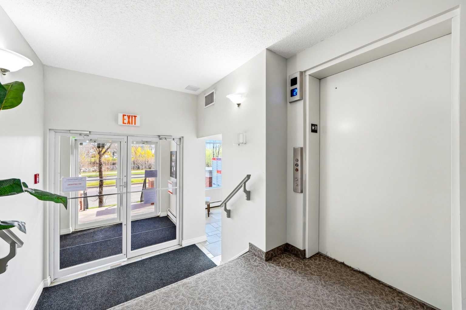 60 Promenade Way SE 207