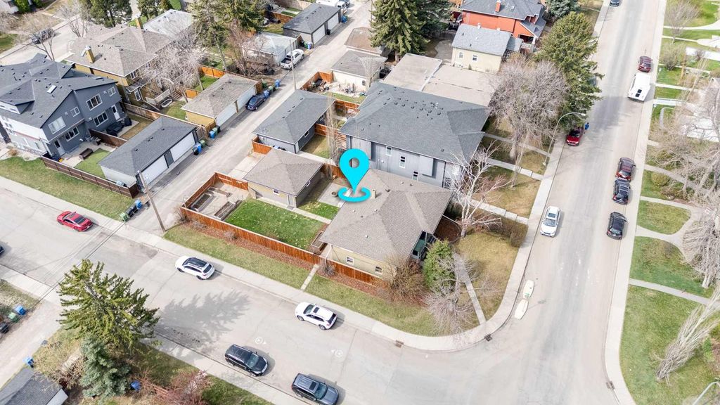 Photo of 403 30 Avenue NW, Calgary, AB T2M 2N5 (MLS # A2305466)