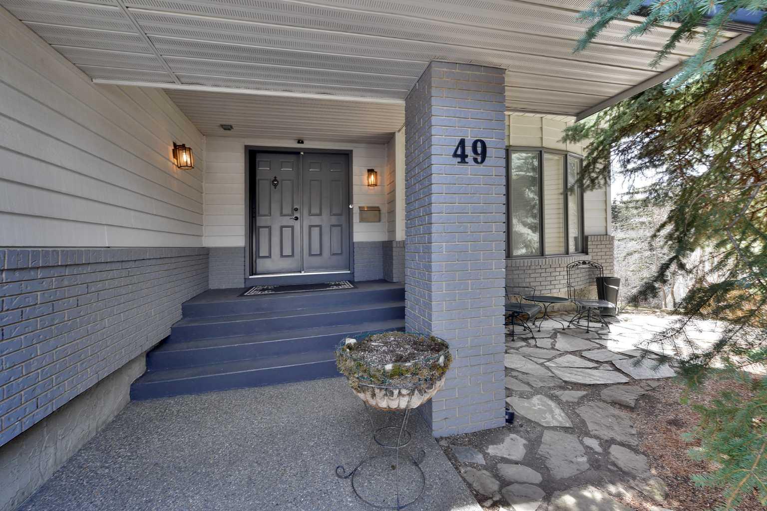 49 Stratford Place SW