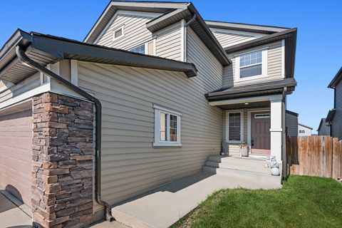 13111 Coventry Hills Way NE Calgary AB T3K 0E1