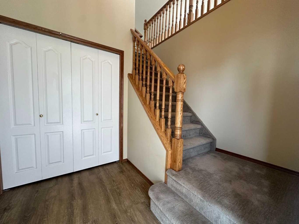 Photo of 32 Daines Avenue #22D, Red Deer, AB T4R 2Z5 (MLS # A2348453)