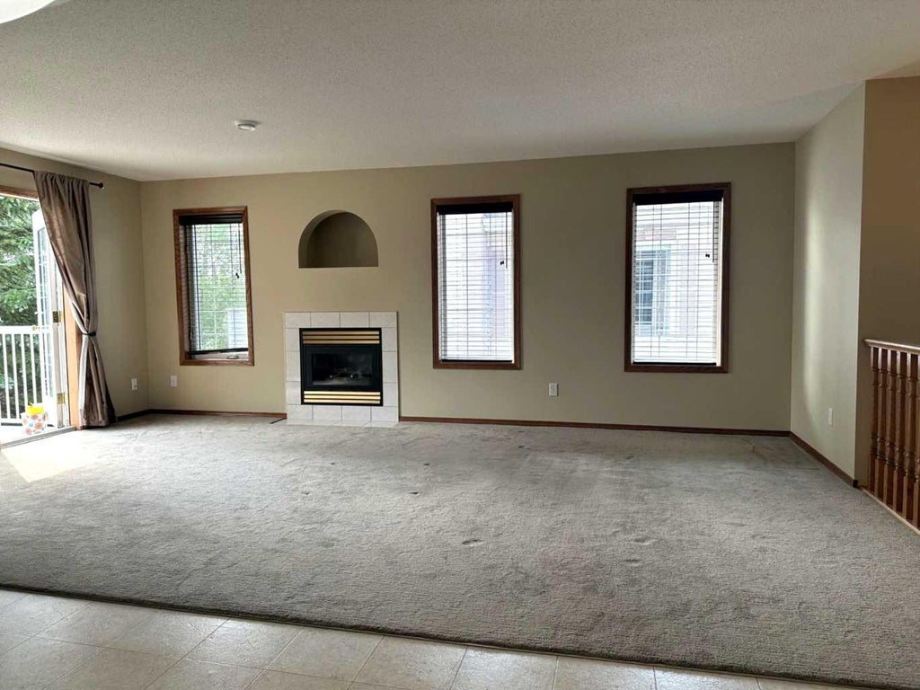 Photo of 32 Daines Avenue #22D, Red Deer, AB T4R 2Z5 (MLS # A2348453)