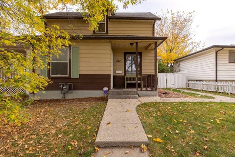 Photo of 447 20 Street N, Lethbridge, AB T1H 3N2 (MLS # A2351584)
