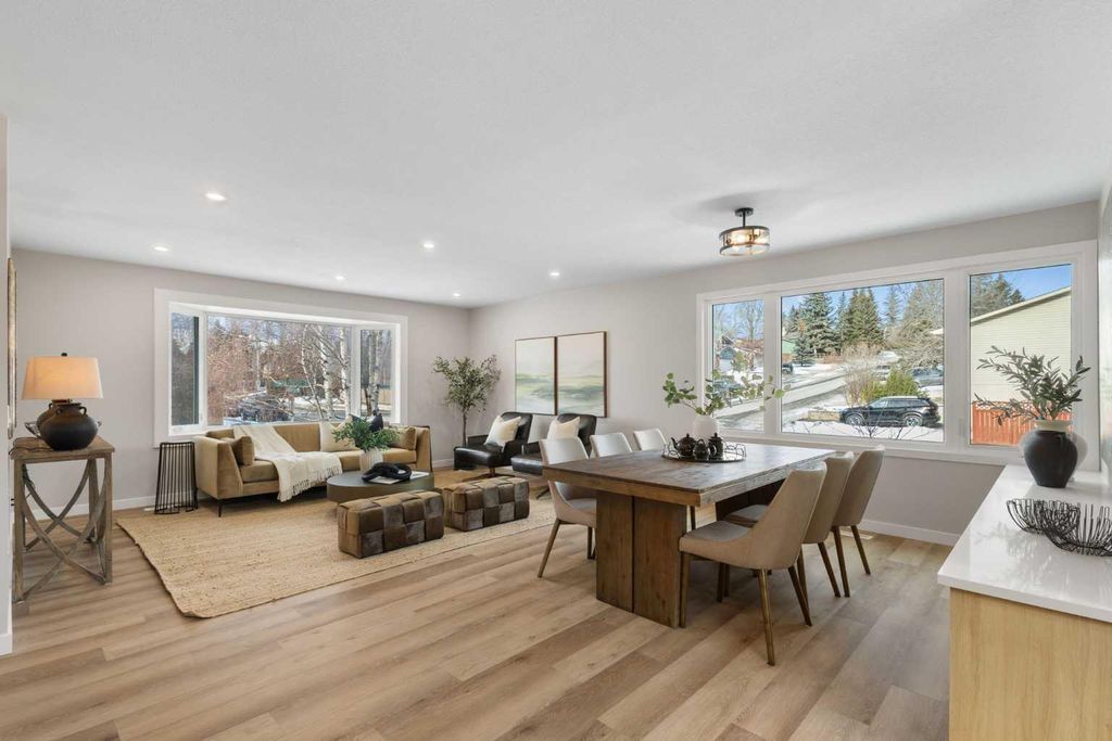 Photo of 198 Silver Brook Road NW, Calgary, AB T3B 3J1 (MLS # A2304001)