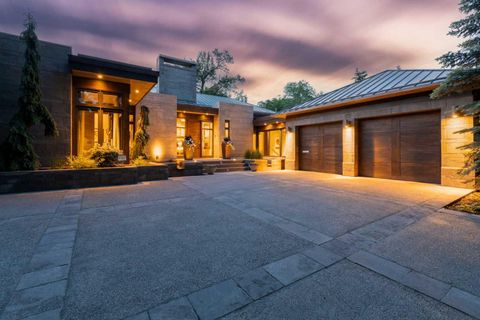 714 Riverdale Avenue SW Calgary AB T2S 0Y3