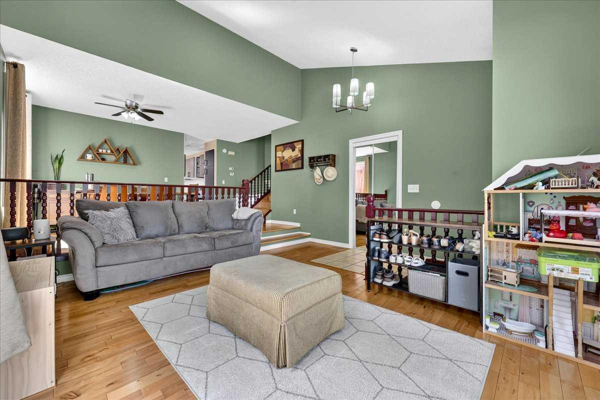 172 Whitehaven Road NE