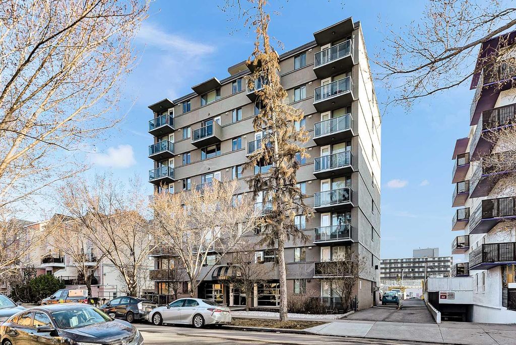 Photo of 1225 15 Avenue SW #801, Calgary, AB T3C 0X6 (MLS # A2301385)
