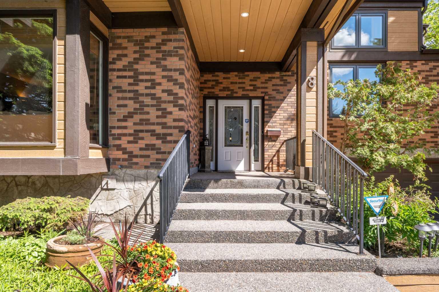 8 Varsplain Place NW