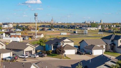 Photo of 3711 45 Avenue Close, Lloydminster, SK S9V 2E8 (MLS # A2349751)