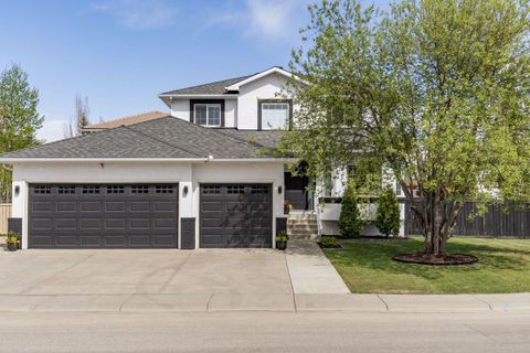 Photo of 116 Cove Road, Chestermere, AB T1X 1E4 (MLS # A2312659)