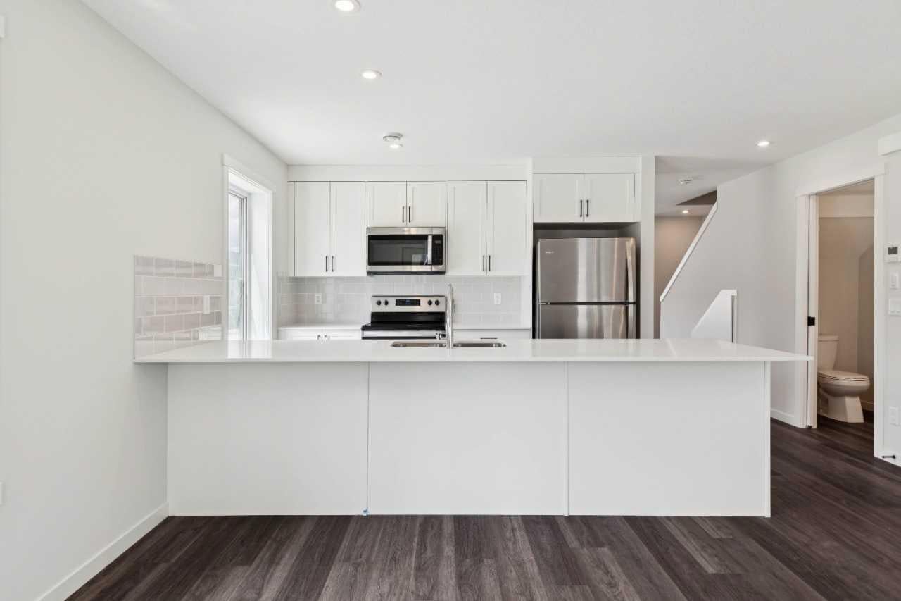 40 Livingston Parade NE 202