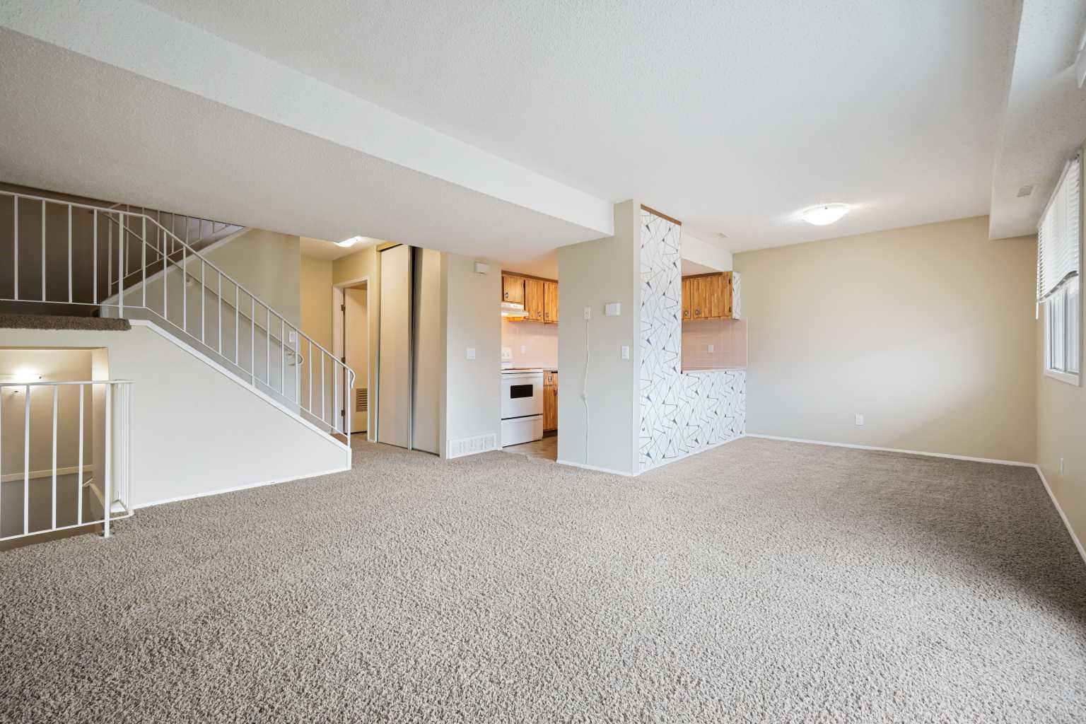 2200 Woodview Drive SW 609