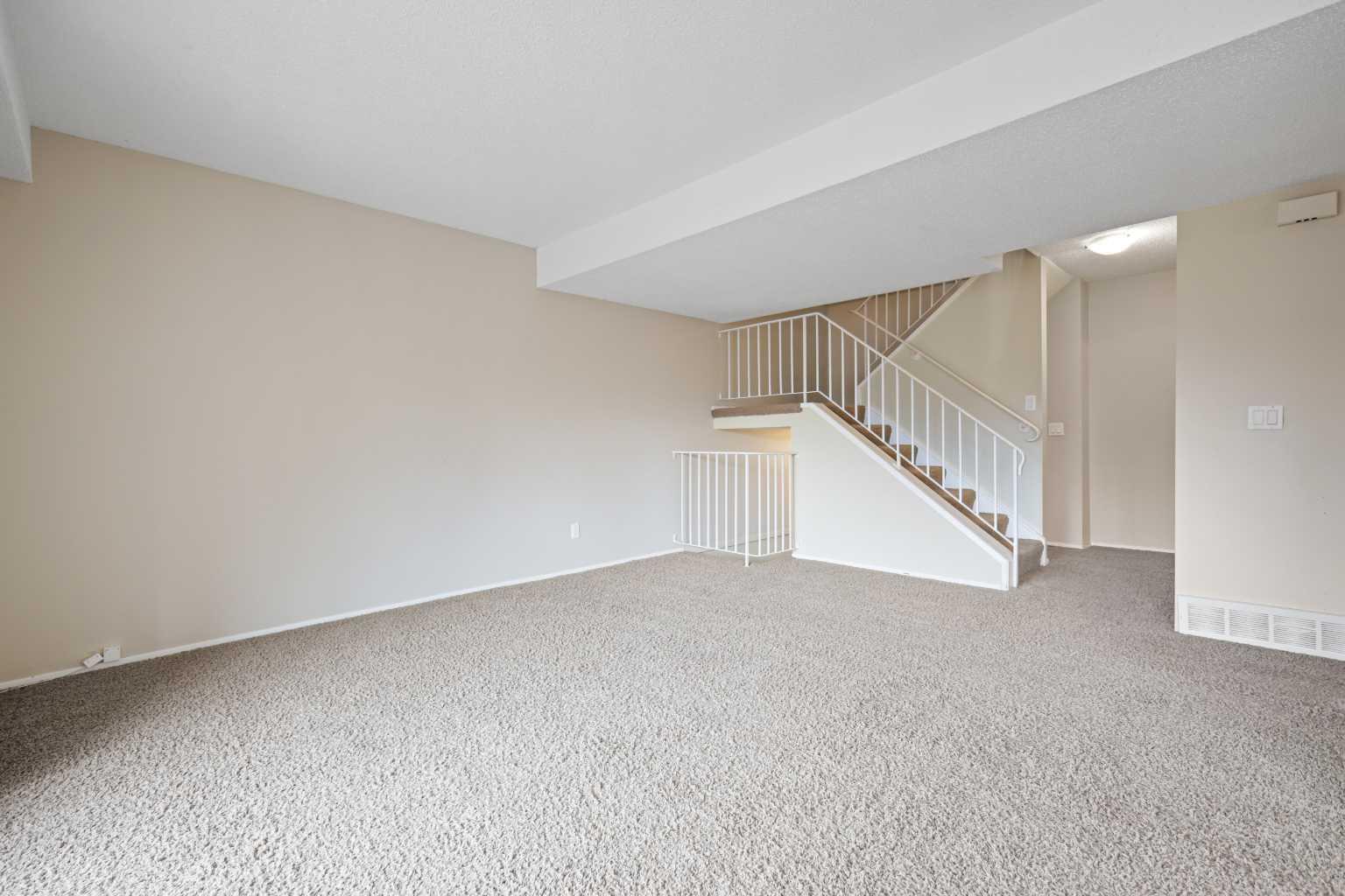 2200 Woodview Drive SW 609