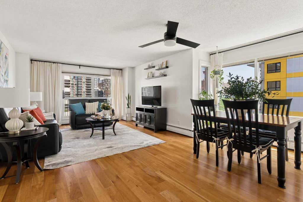 Photo of 540 14 Avenue SW #840, Calgary, AB T2R 0M6 (MLS # A2317939)