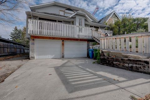 3610 Parkhill Street SW Calgary AB T2S 2Z6