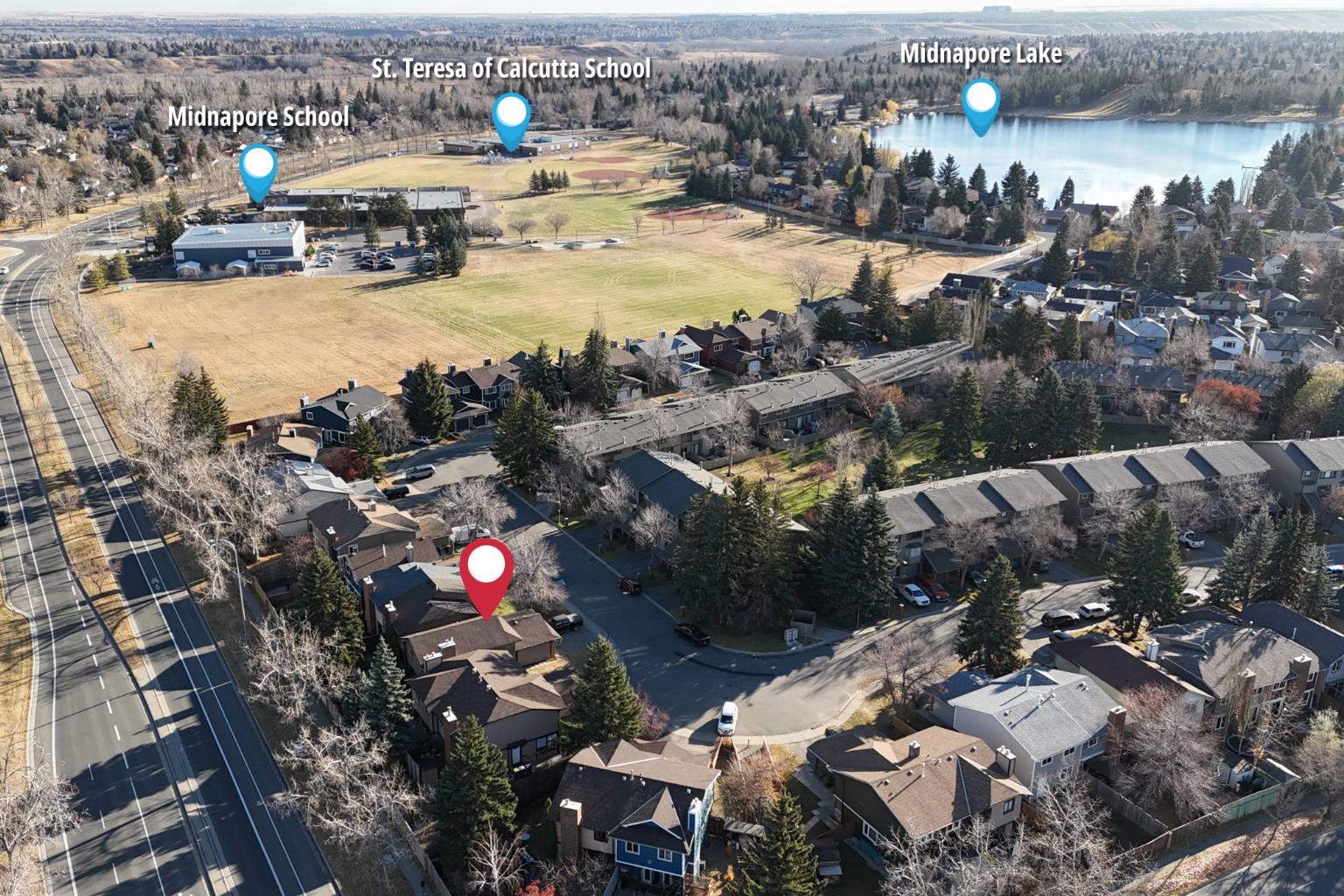 208 Midpark Gardens SE