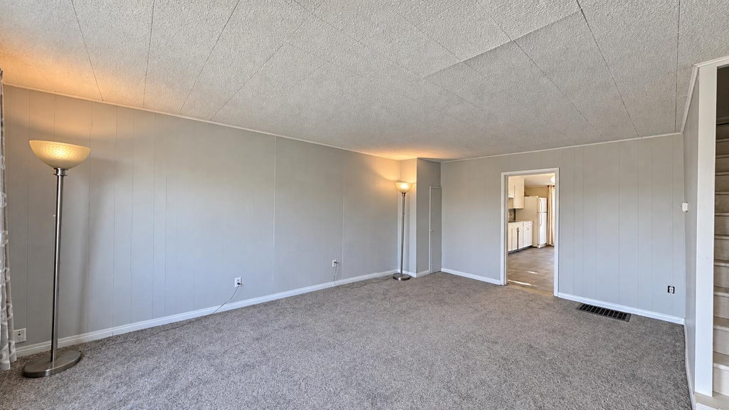 Photo of 499 2 Street SW, Drumheller, AB T0J 0Y6 (MLS # A2336252)