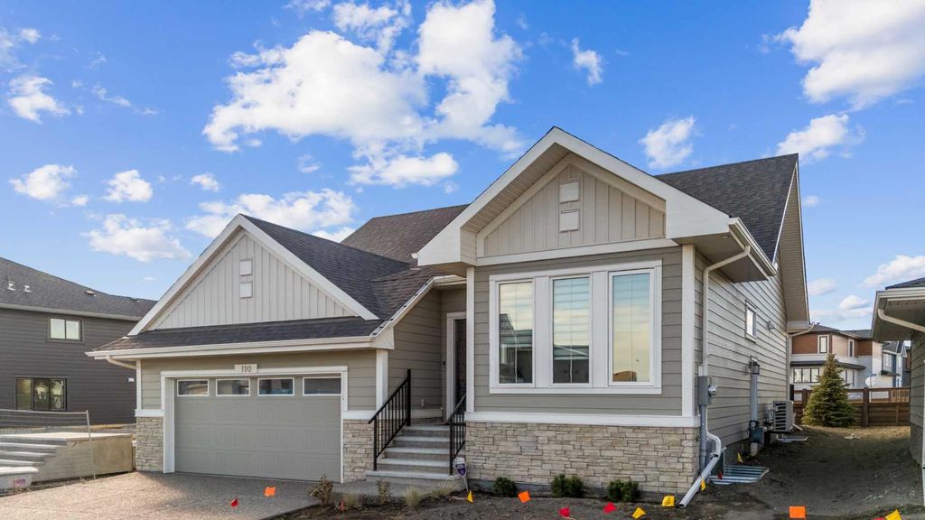 Photo of 110 Sunstone Way, Balzac, AB T4B 5T5 (MLS # A2265079)