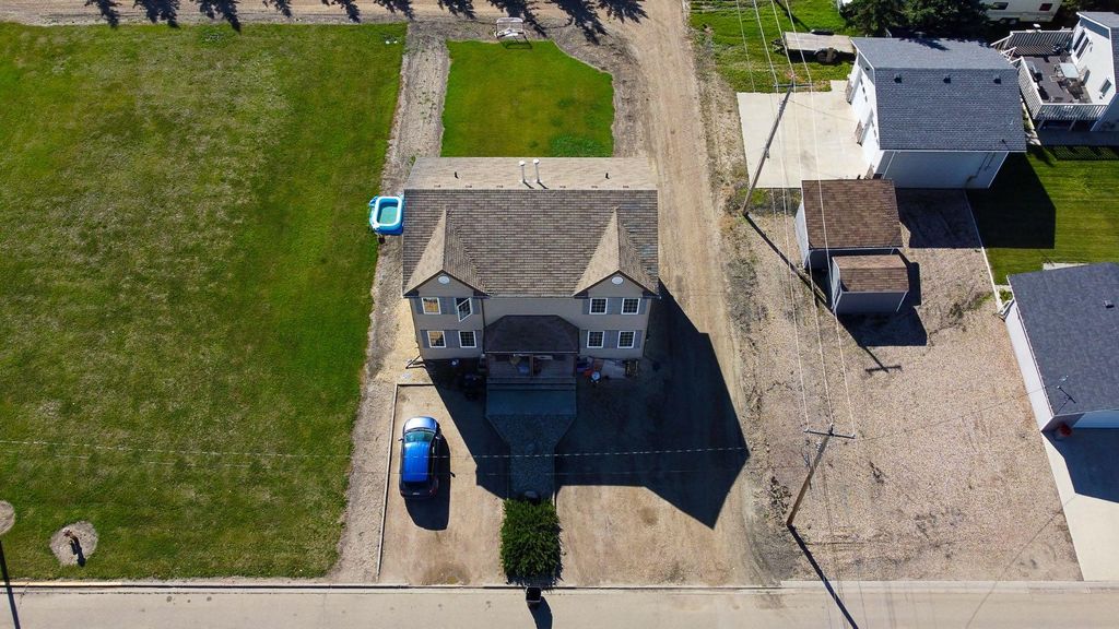 Photo of 303 1st Ave SE, Falher, AB T0H 1M0 (MLS # A1072964)