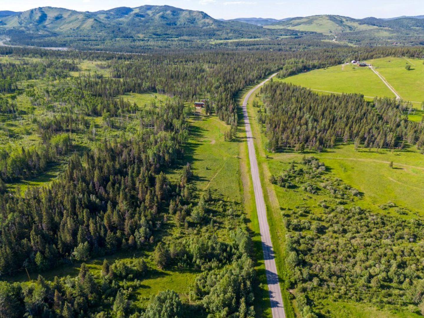 264161 Richards Road (Rge Rd 74)