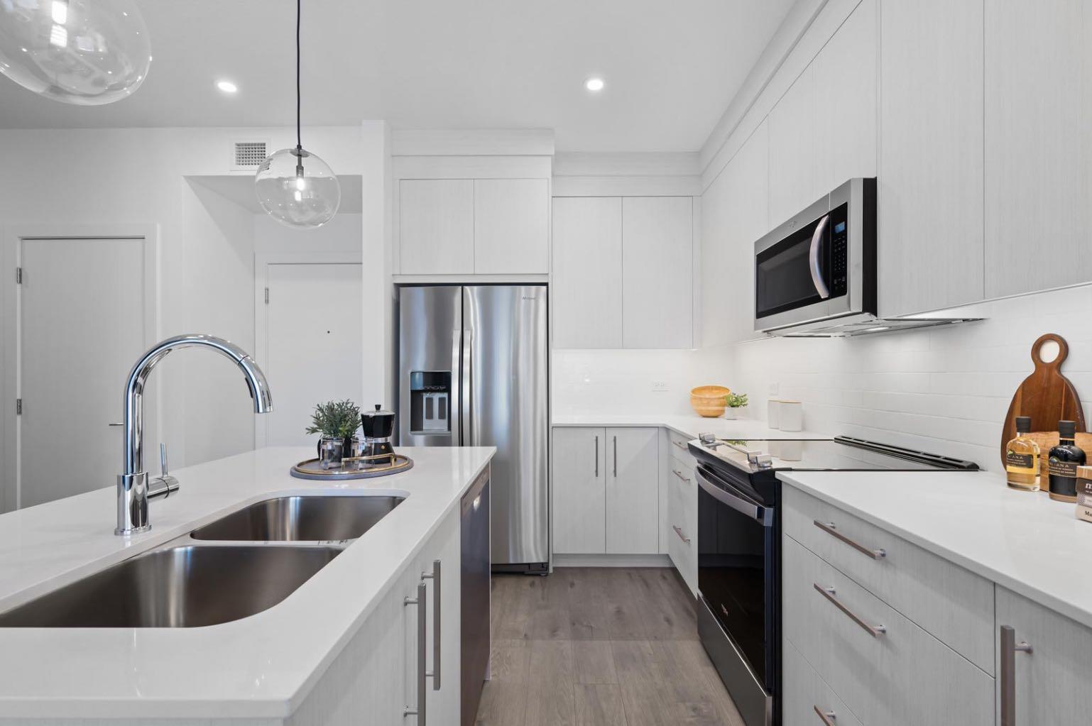 6 Merganser Drive W 3203