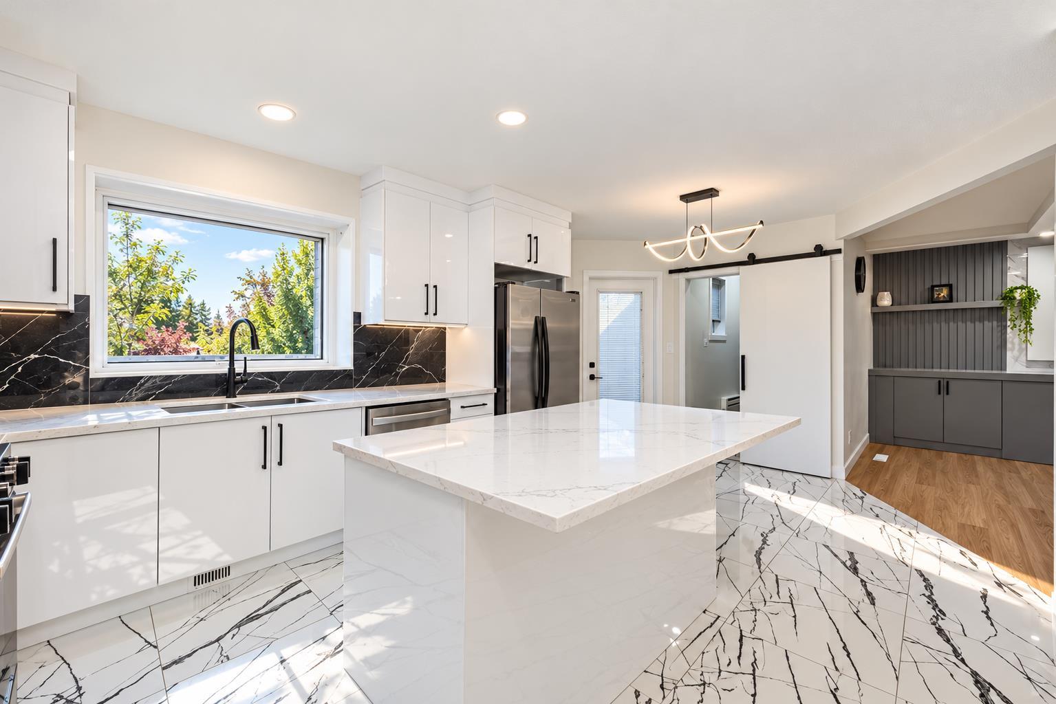133 Woodbrook Road SW