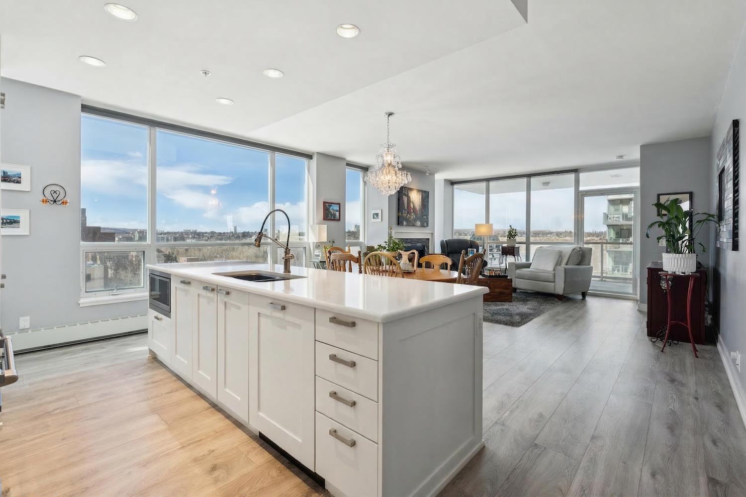 222 Riverfront Avenue SW 1321