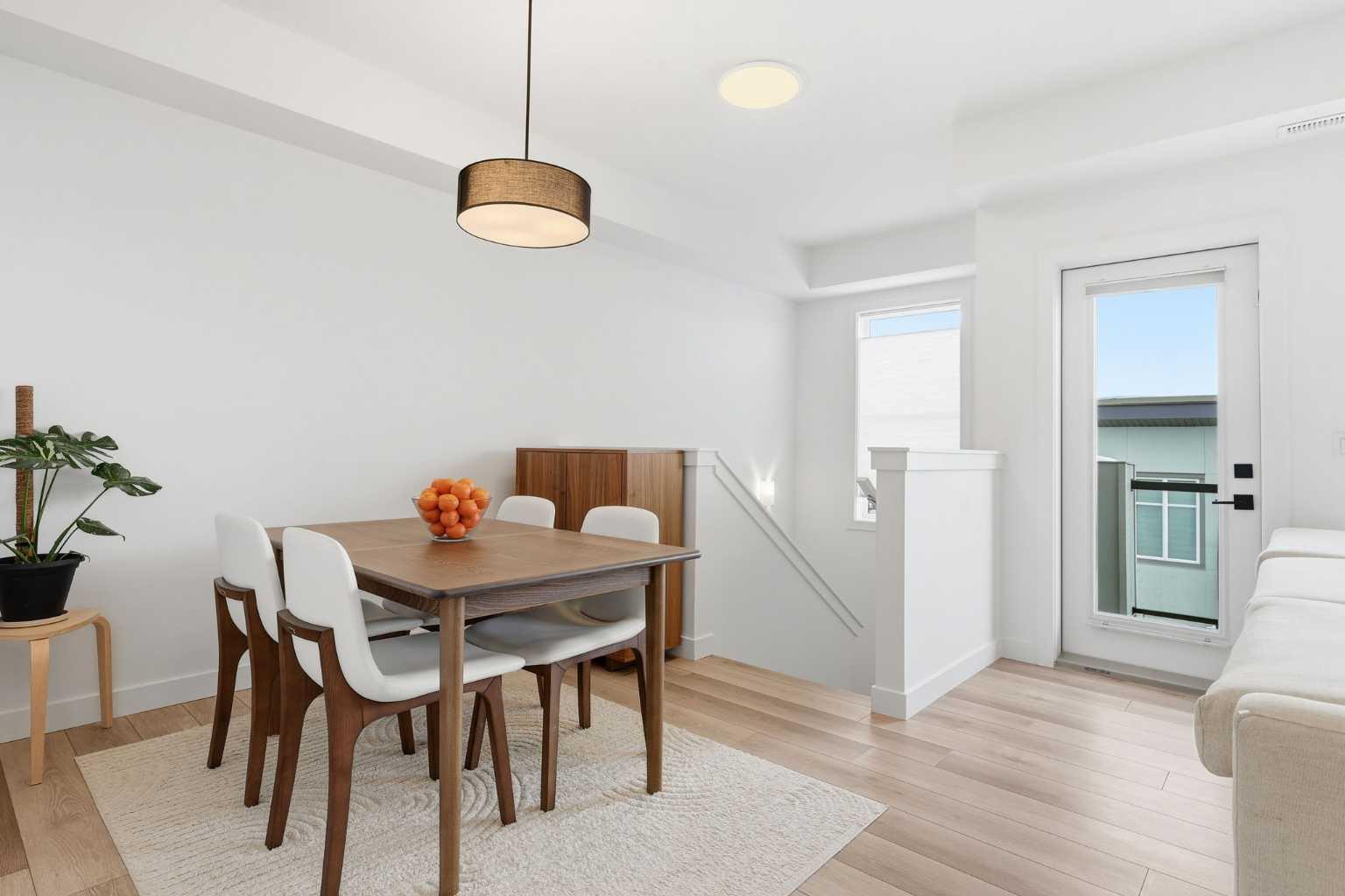 162 Spring Creek Common SW