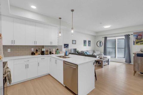 Photo of 33 Carringham Gate NW #2106, Calgary, AB T3P 2H6 (MLS # A2293637)