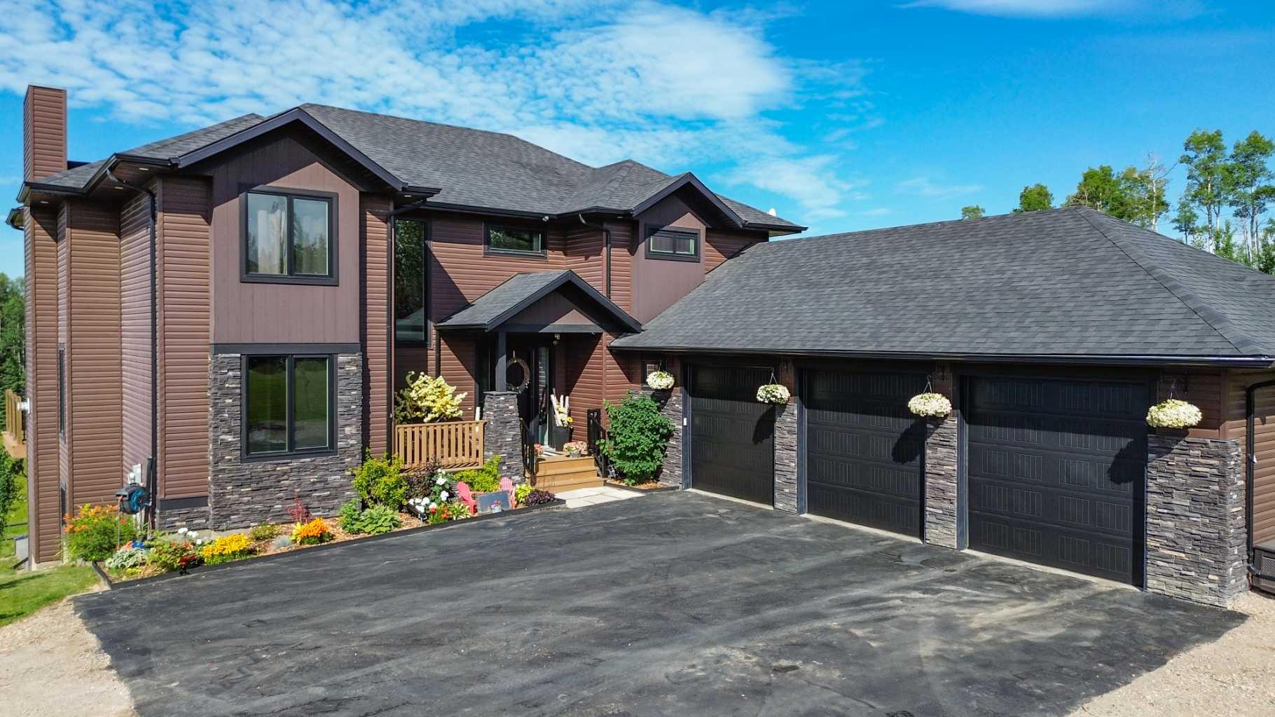 2 Hidden Valley Close