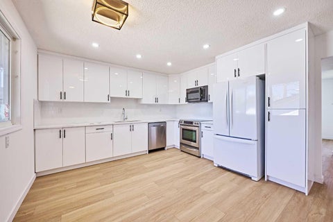Photo of 3644 Dover Ridge Drive SE, Calgary, AB T2B 2B4 (MLS # A2337689)
