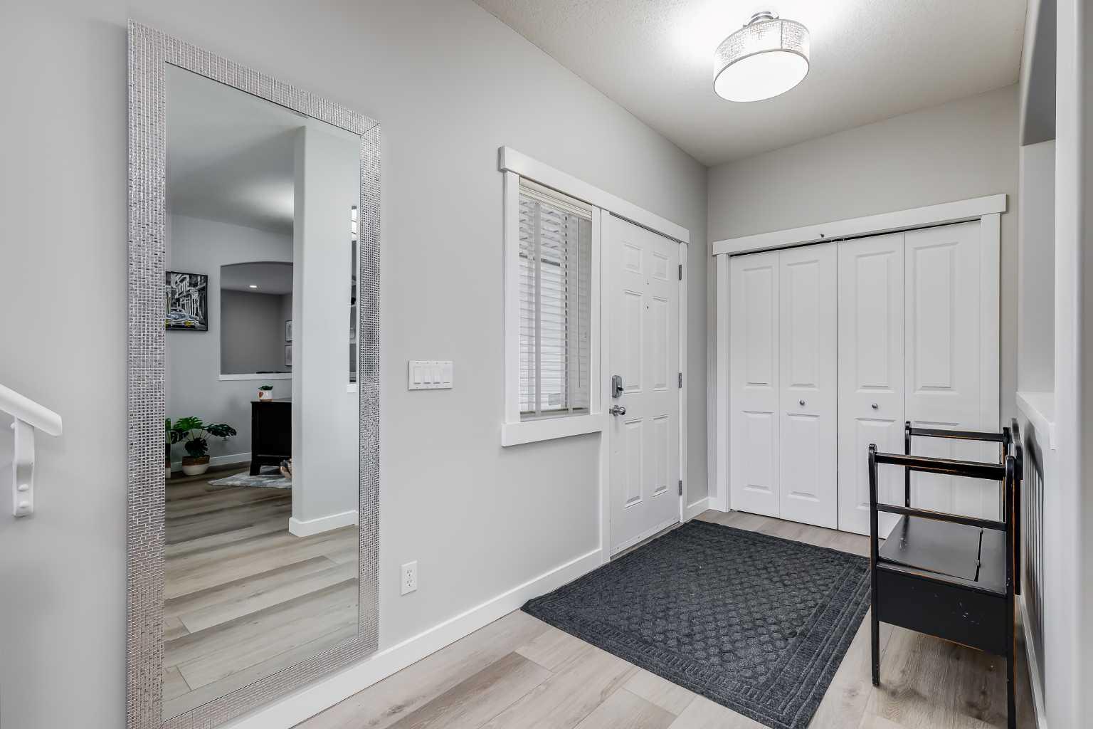 214 Chapalina Court SE