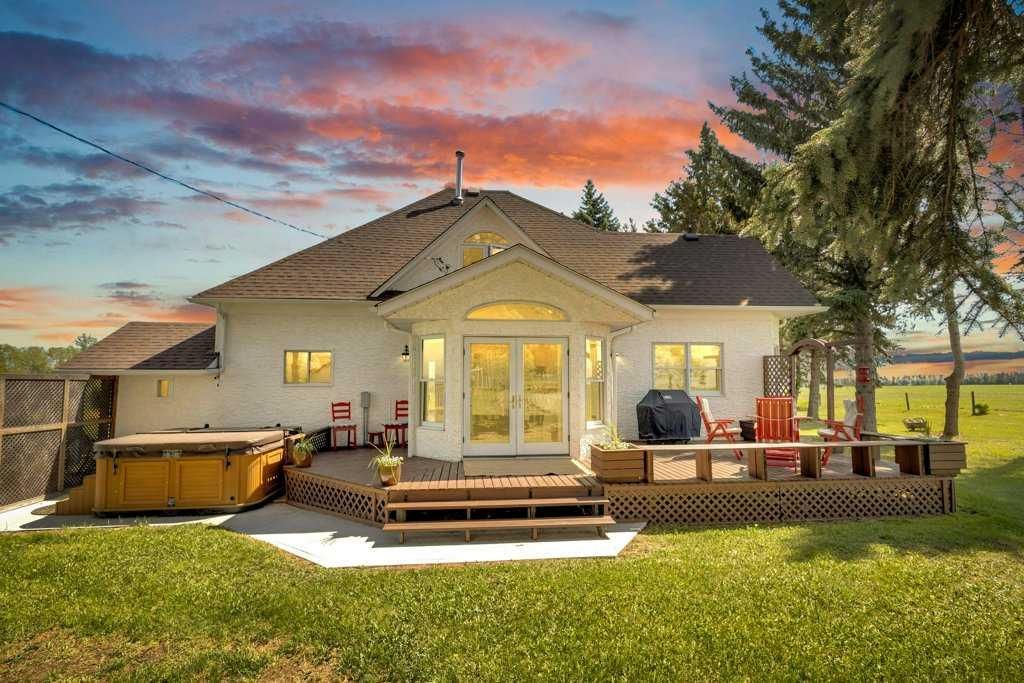 Photo of 430044 Highway 20, Rural Ponoka County, AB T0C 2J0 (MLS # A2295722)