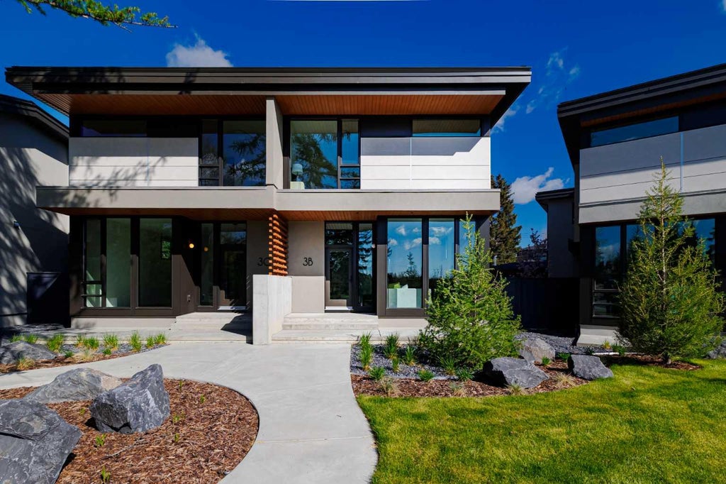 Photo of 3B Willow Crescent SW, Calgary, AB T3C 3B8 (MLS # A2344851)