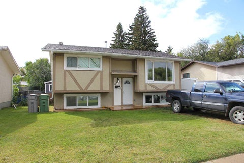 Photo of 4719 36 Street, Lloydminster, SK S9V 0A1 (MLS # A2344925)