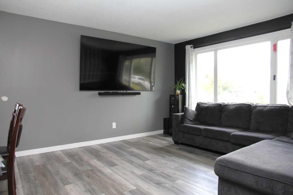 Photo of 4719 36 Street, Lloydminster, SK S9V 0A1 (MLS # A2344925)