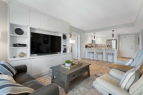 15 Aspenmont Heights SW 227 Calgary AB T3H 0E3