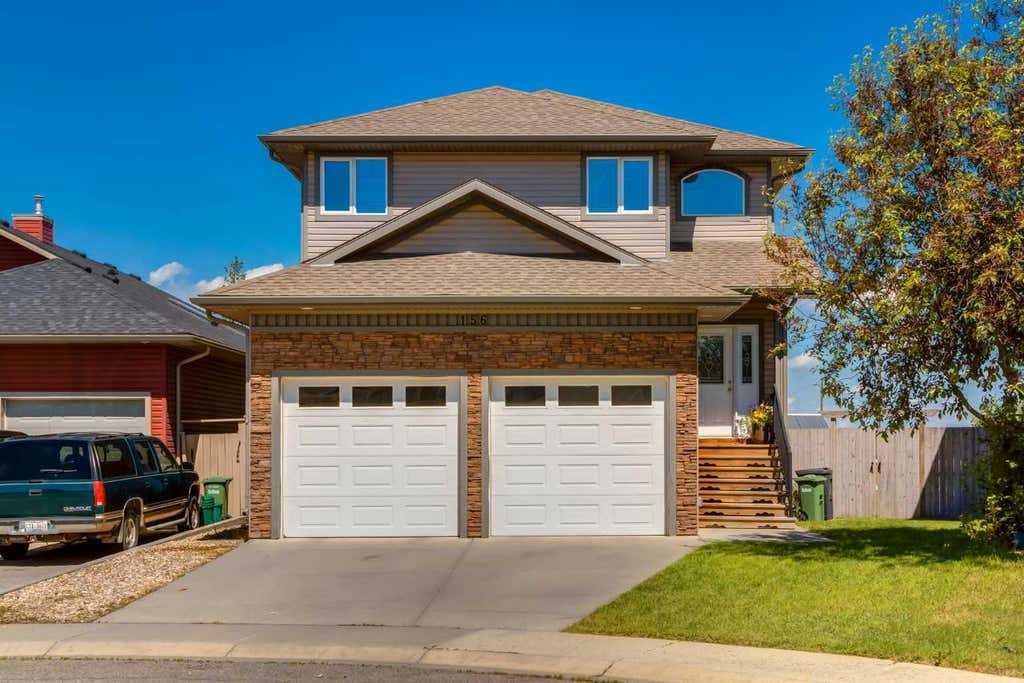Photo of 156 CAMDEN Court, Strathmore, AB T1P 1Y1 (MLS # A2324200)
