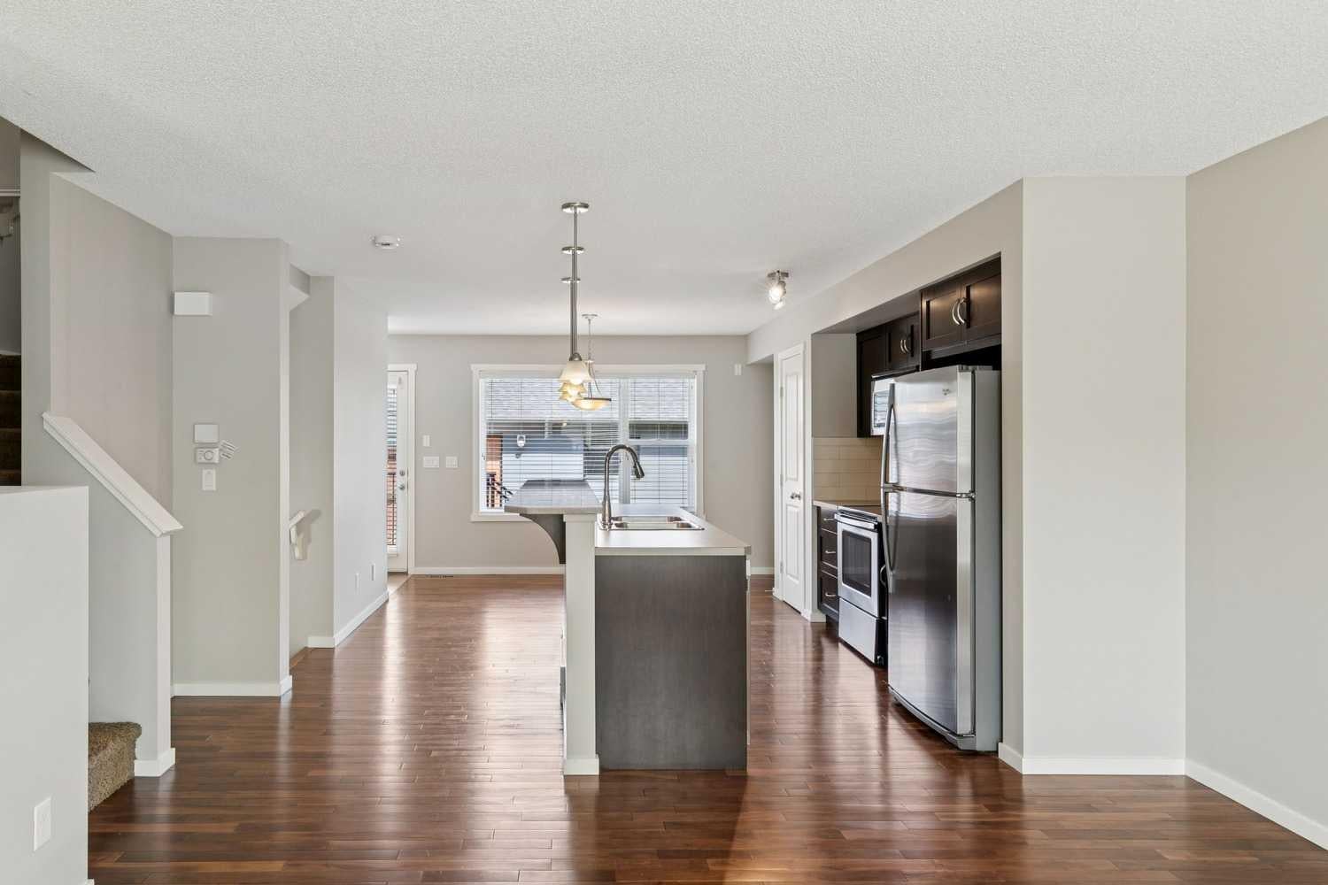 28 Walden Drive SE