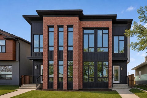 Photo of 2421 25 Avenue NW, Calgary, AB T2M 2C6 (MLS # A2293805)