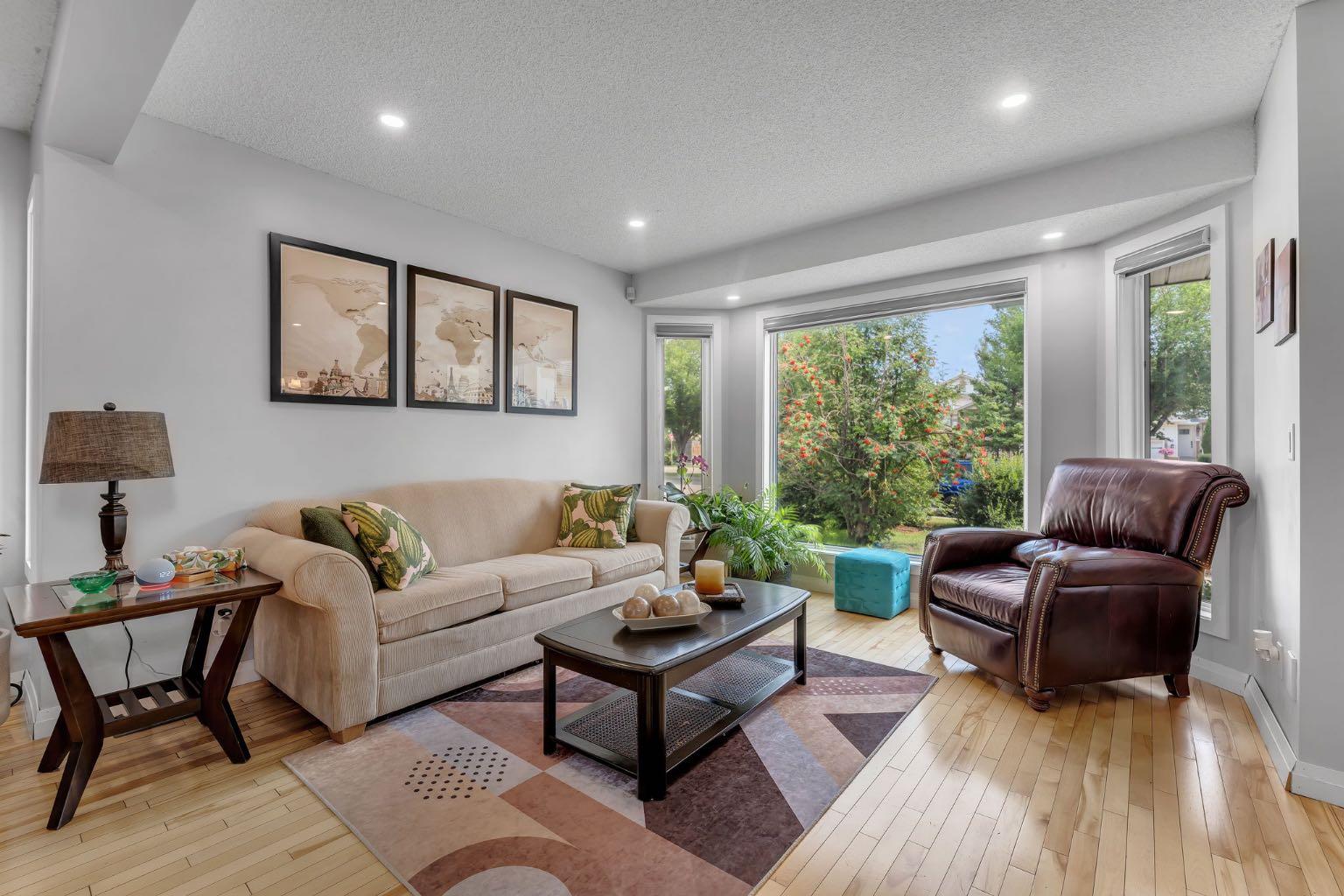 11 Arbour Summit Close NW