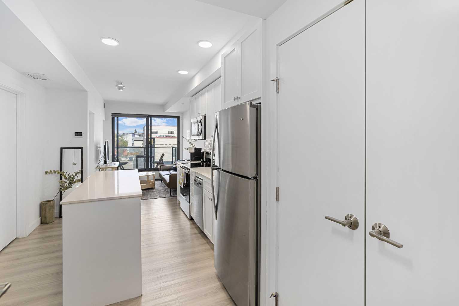 123 4 Street NE 314