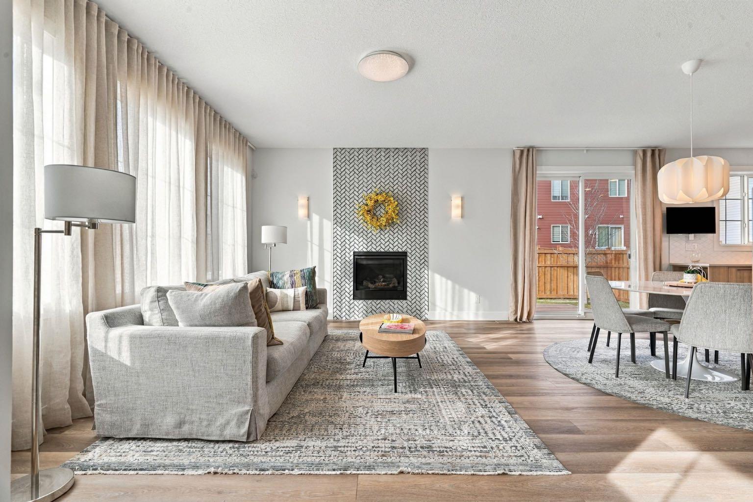 24 Yorkville Terrace SW