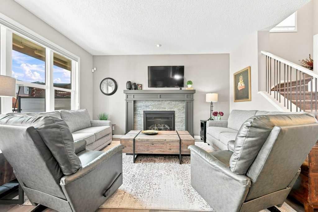 72 Sundown Way